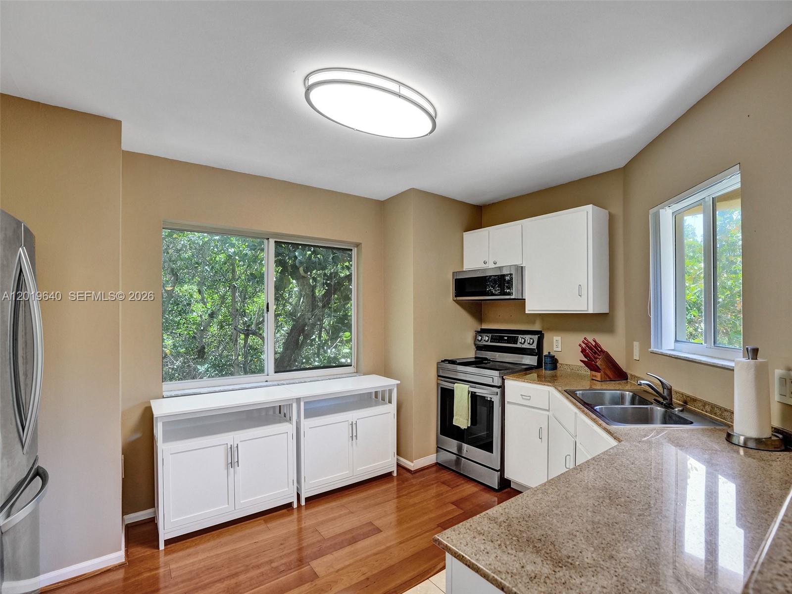 Ver detalles 206 2 / 2 1147 sq. ft. $ 2026-05-15 0 foto