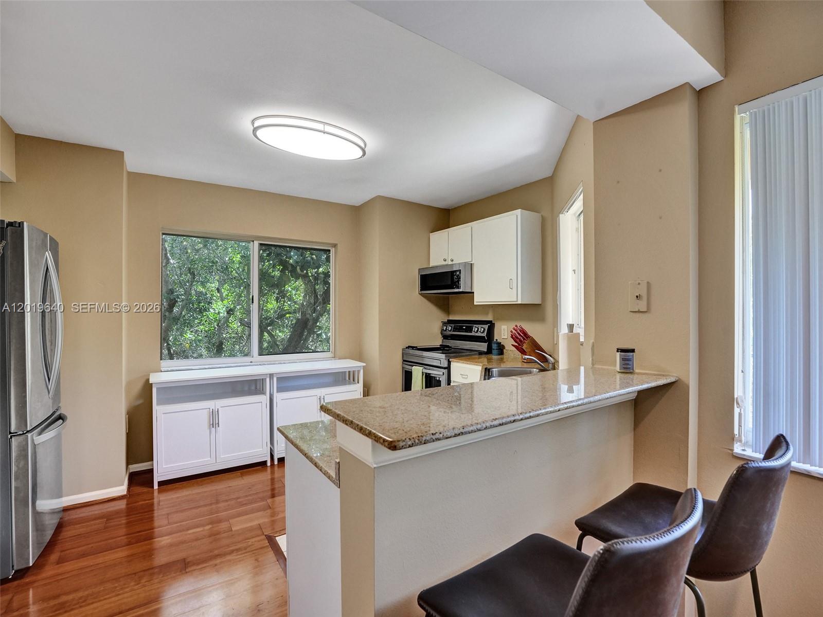 Ver detalles 206 2 / 2 1147 sq. ft. $ 2026-05-15 0 foto