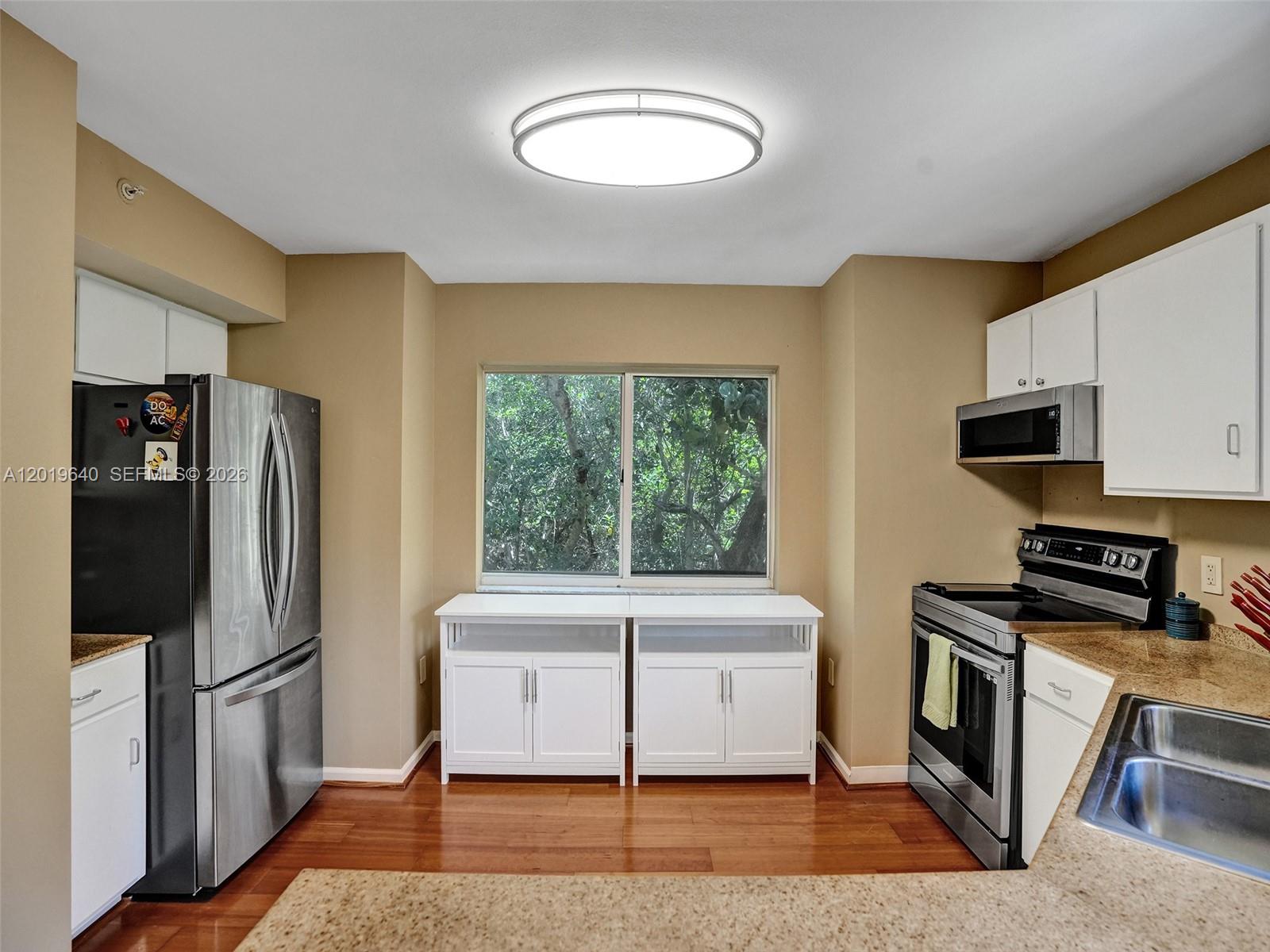 Ver detalles 206 2 / 2 1147 sq. ft. $ 2026-05-15 0 foto