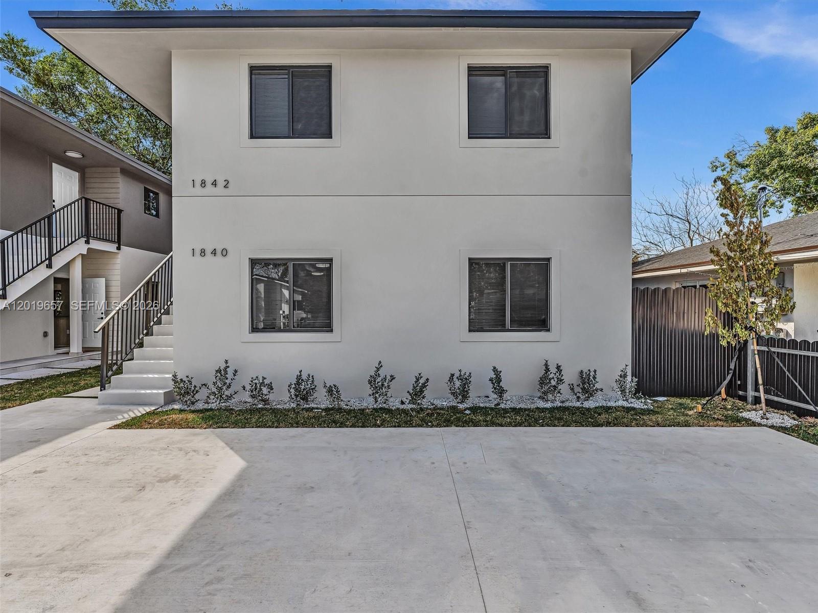 See details / 2032 sq. ft. $ 2026-05-15 0 Photo