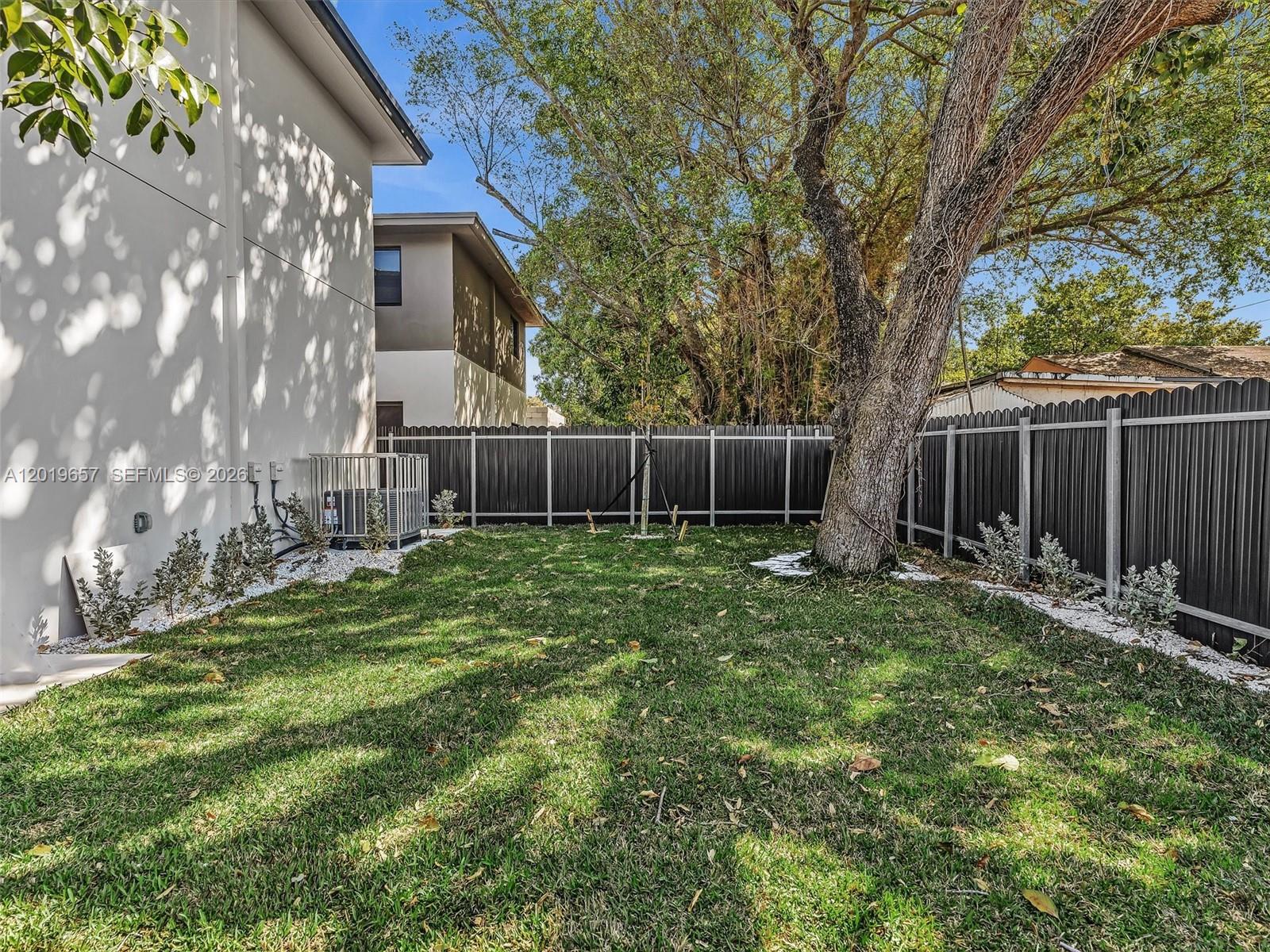 See details / 2032 sq. ft. $ 2026-05-15 0 Photo