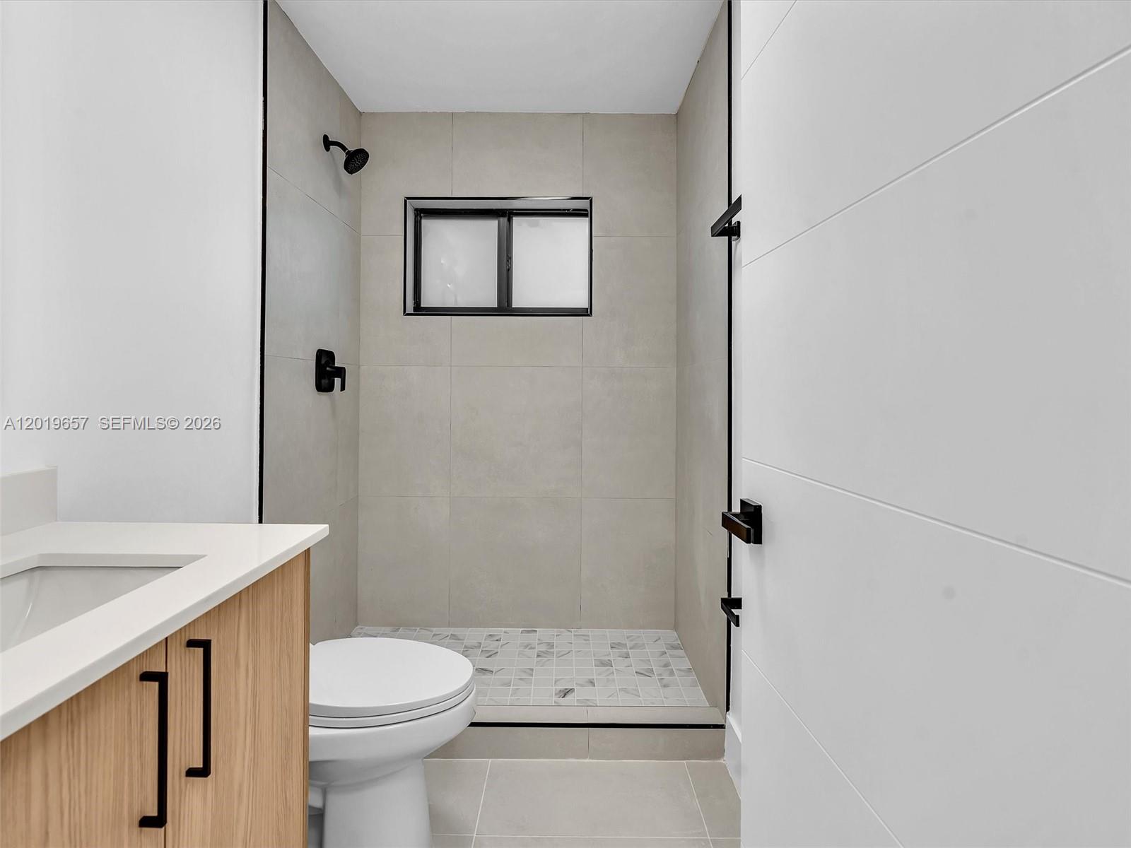 See details / 2032 sq. ft. $ 2026-05-15 0 Photo