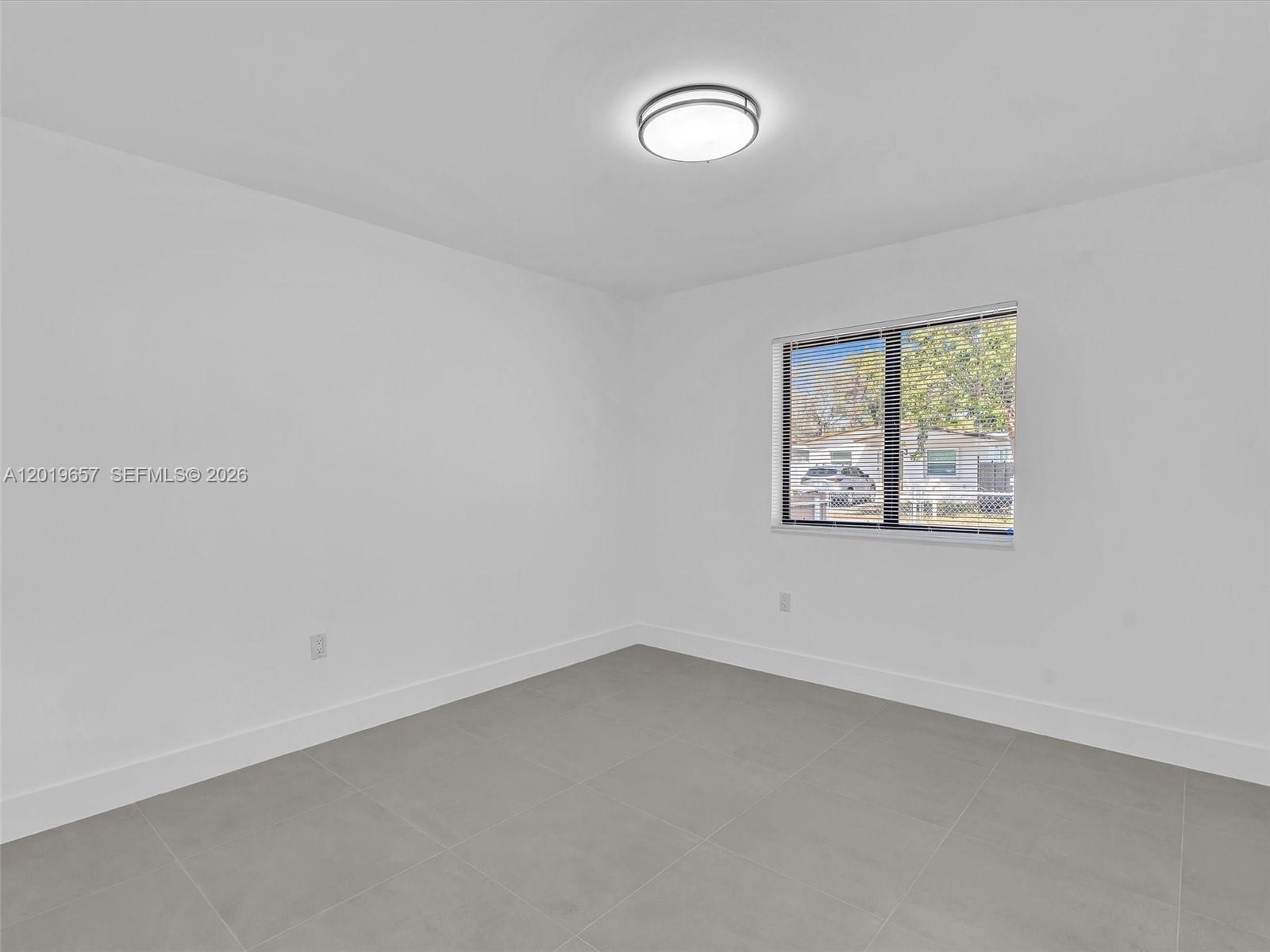 See details / 2032 sq. ft. $ 2026-05-15 0 Photo