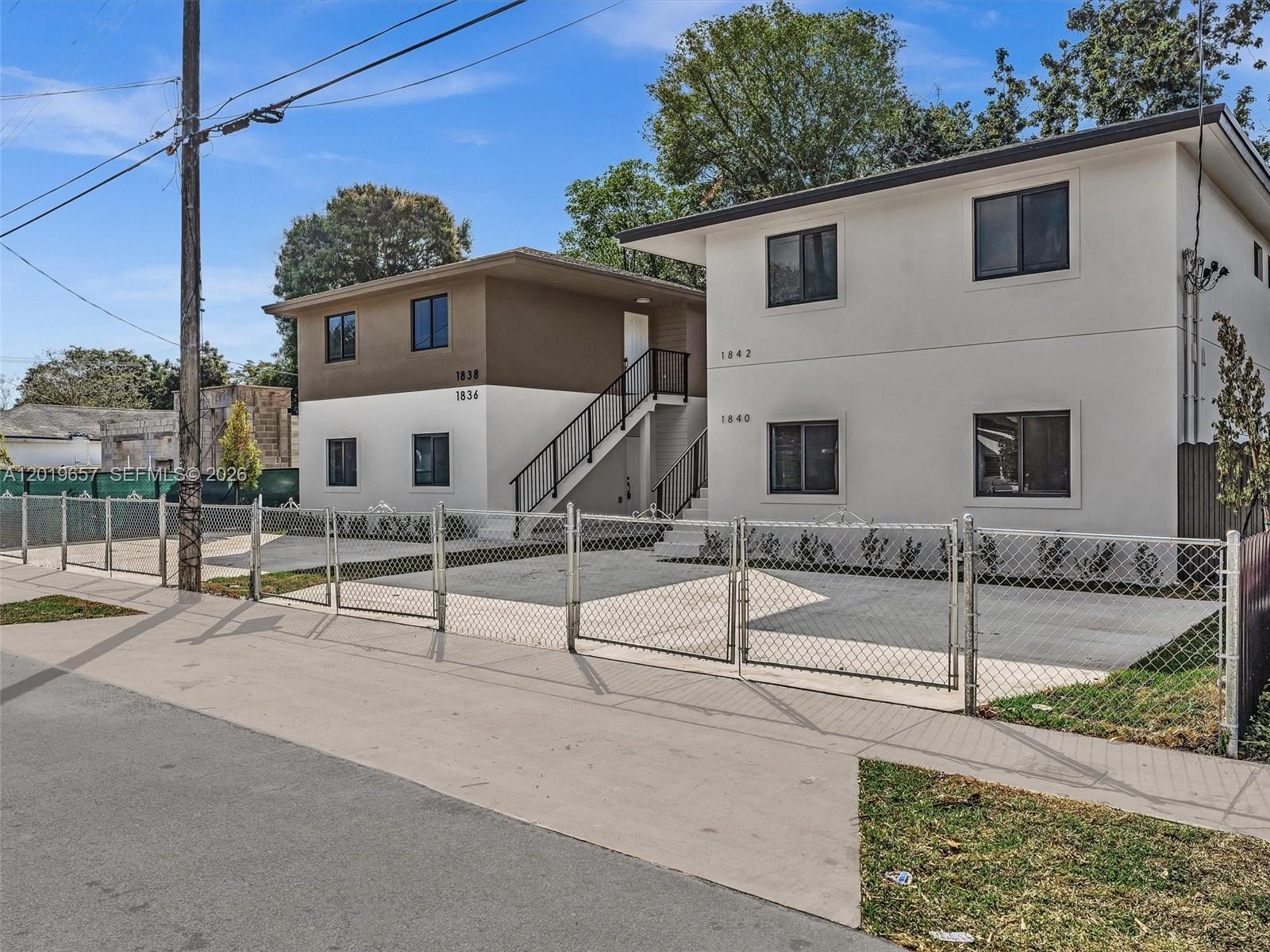 See details / 2032 sq. ft. $ 2026-05-15 0 Photo