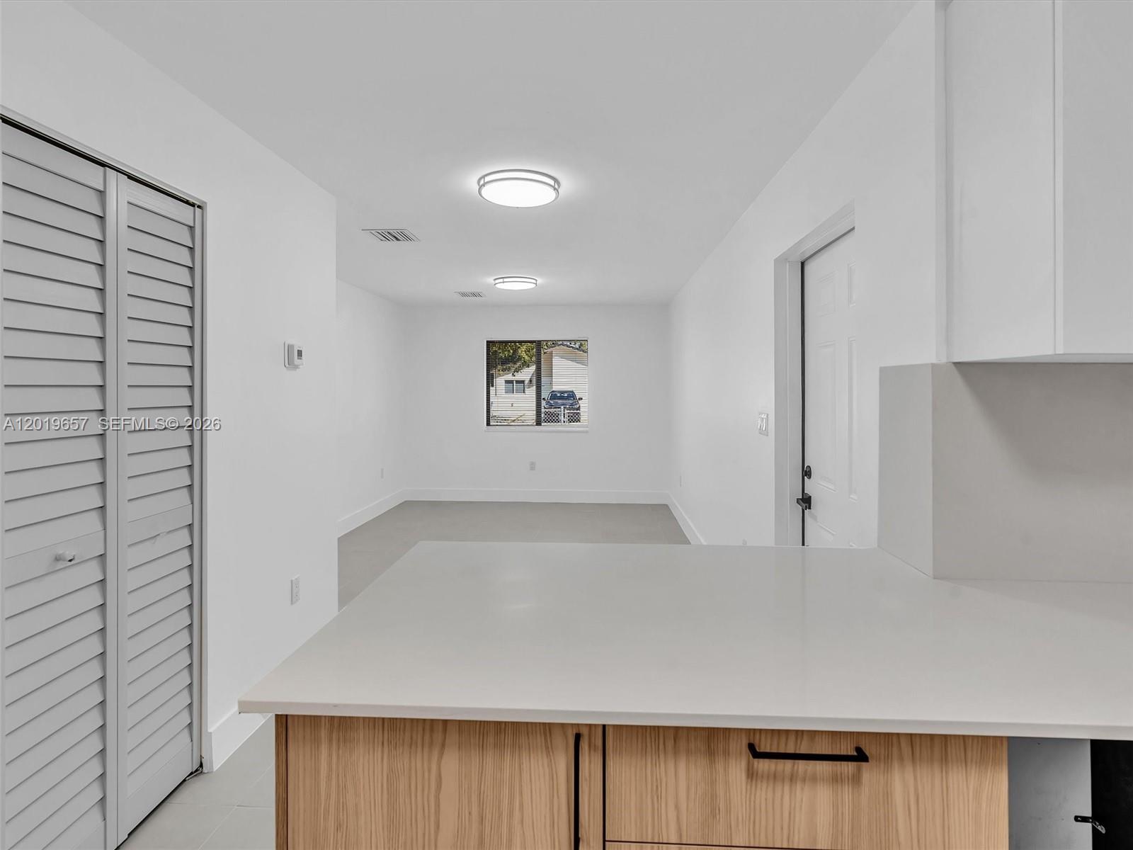 See details / 2032 sq. ft. $ 2026-05-15 0 Photo