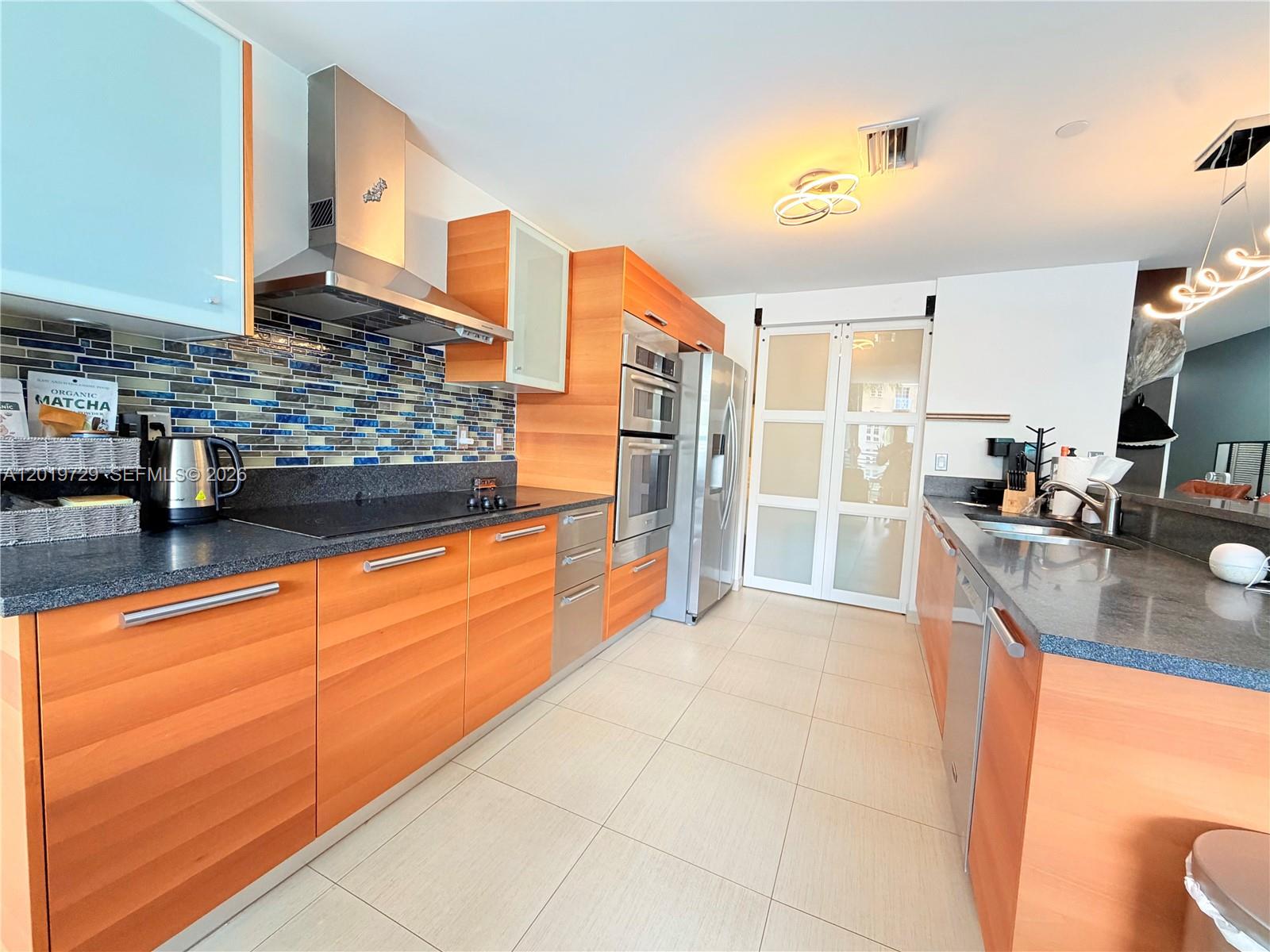 Photo of 2950 188th St #228, Aventura, Florida, 33180 - Stainless steel appliances