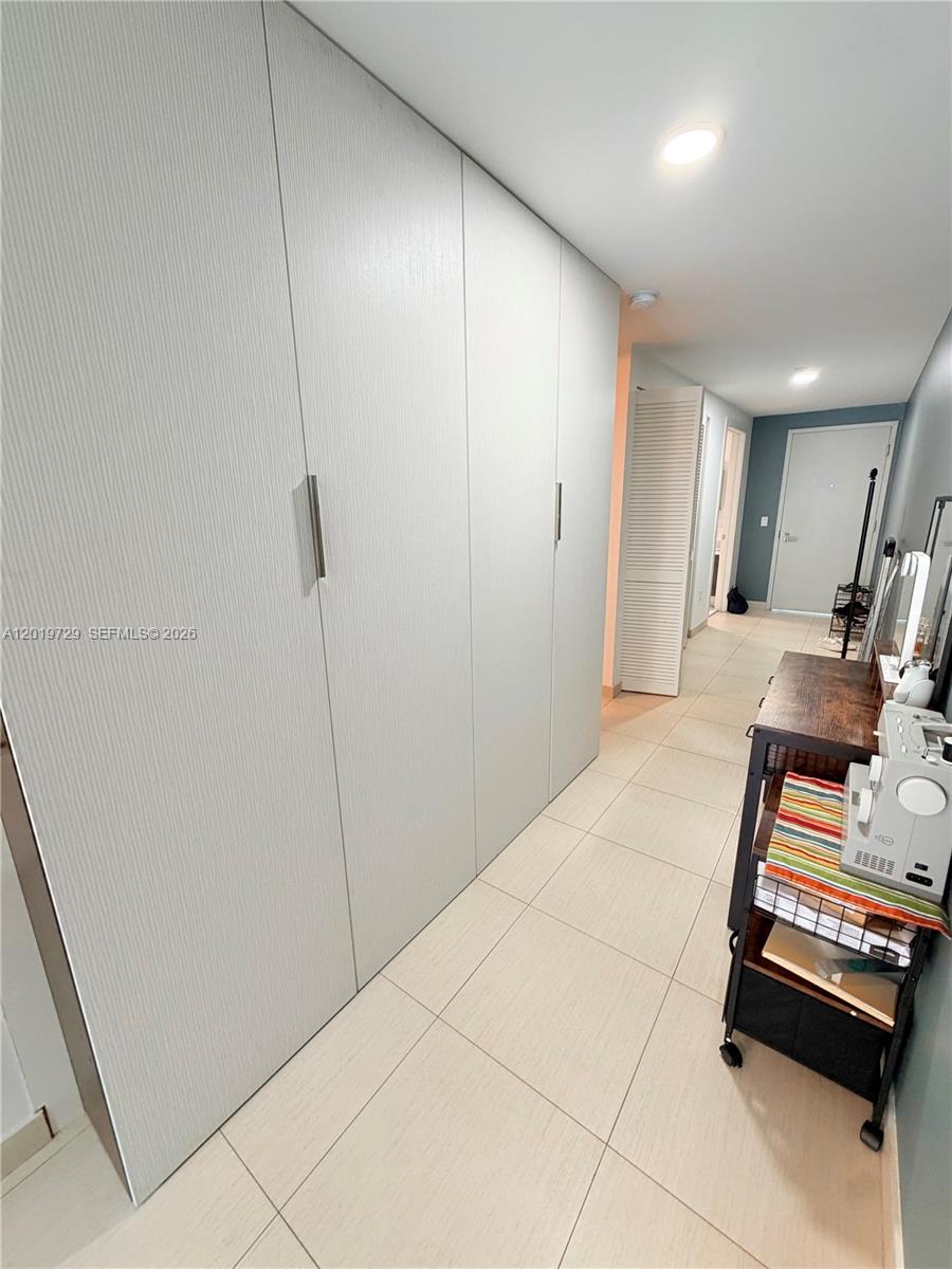 Photo of 2950 188th St #228, Aventura, Florida, 33180 - Ample storage space