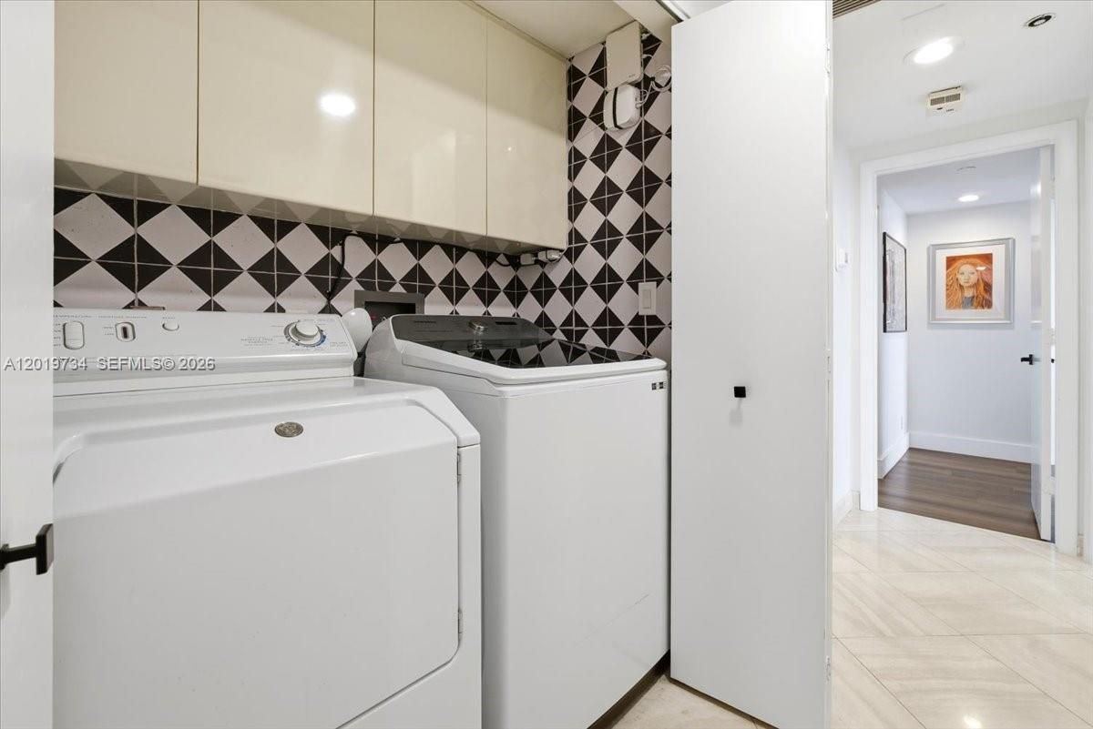2802 3 / 4 2607 sq. ft. $ 2026-05-15 0 Photo