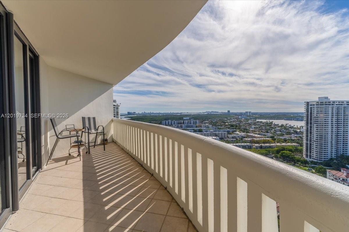 2802 3 / 4 2607 sq. ft. $ 2026-05-15 0 Photo