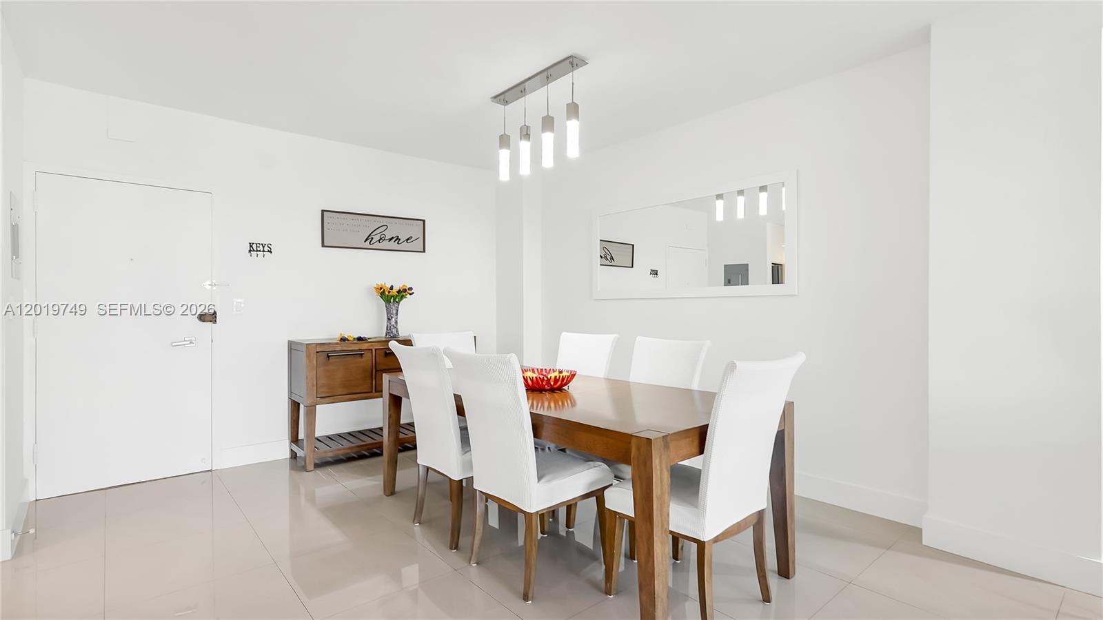 307 2 / 2 1350 sq. ft. $ 2026-05-15 0 Photo