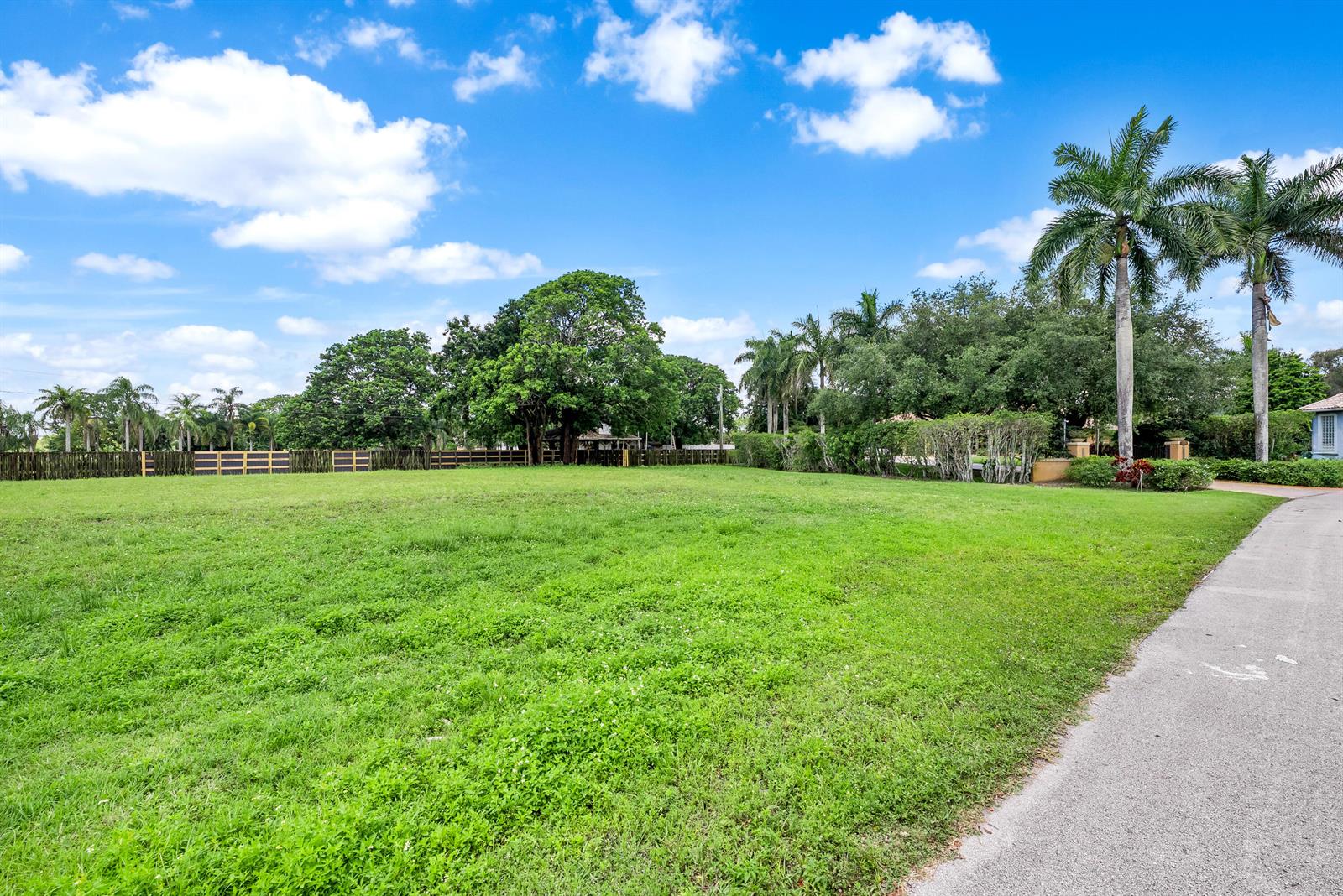   / 0  sq. ft. $ 2026-06-08 0 Photo