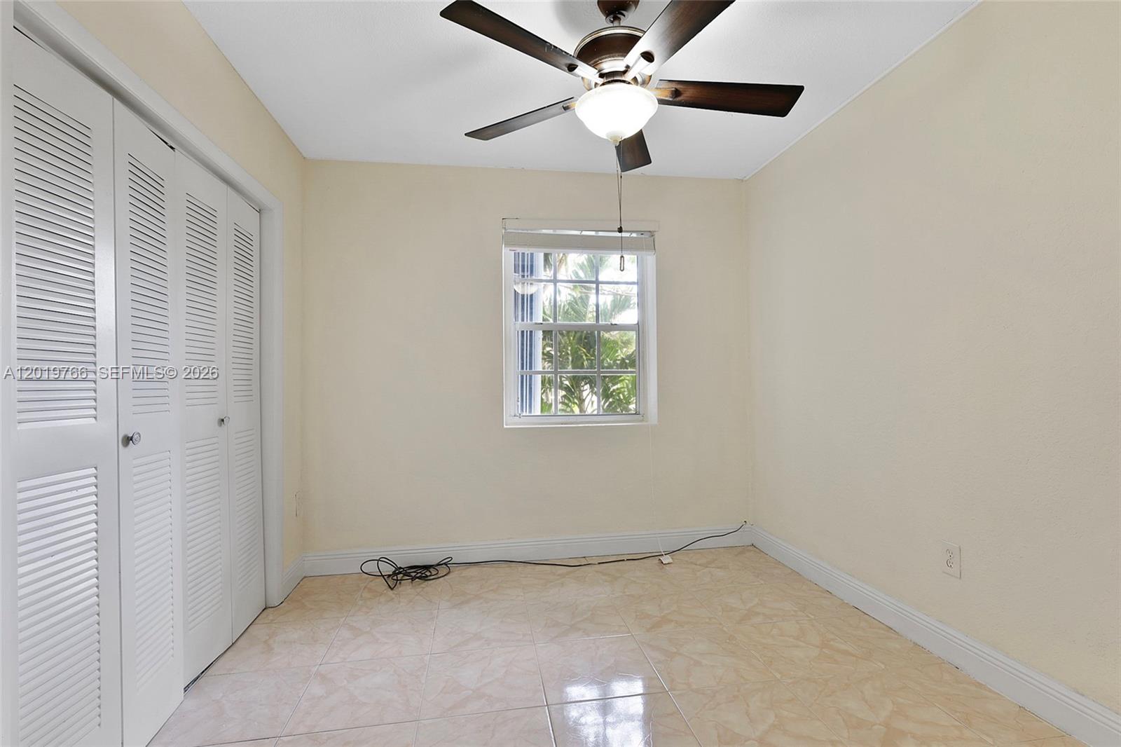   /  1996 sq. ft. $ 2026-05-15 0 Photo