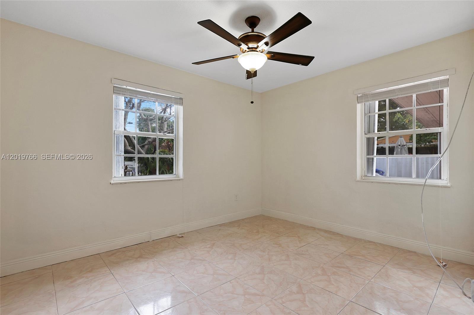   /  1996 sq. ft. $ 2026-05-15 0 Photo