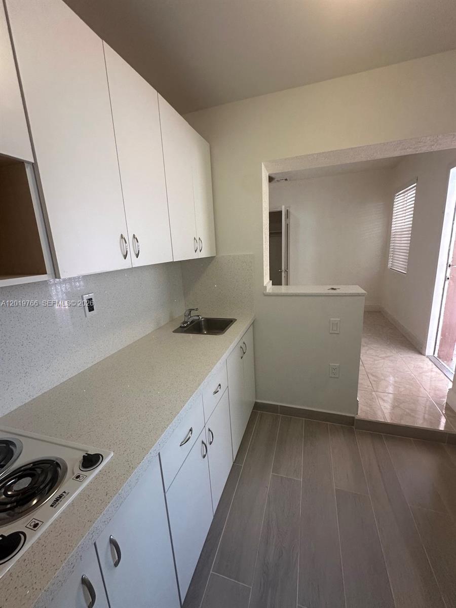   /  1996 sq. ft. $ 2026-05-15 0 Photo