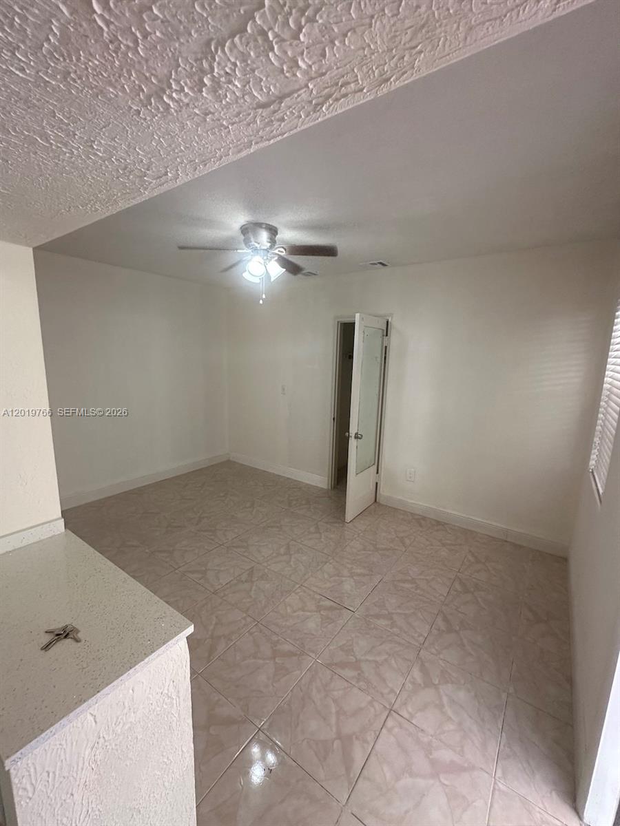   /  1996 sq. ft. $ 2026-05-15 0 Photo