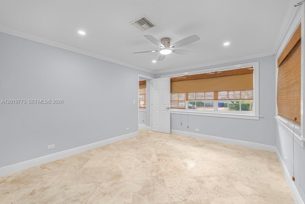 Ver detalles / sq. ft. $ 2026-05-15 0 foto