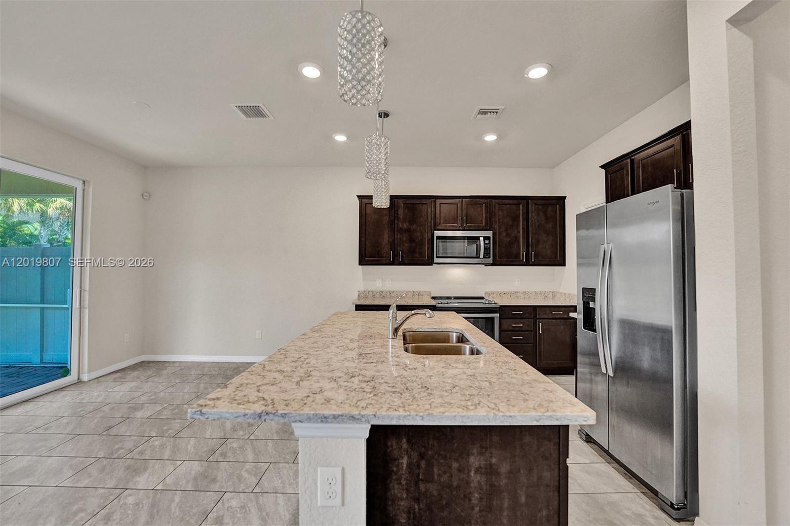 4764 3 / 3 1780 sq. ft. $ 2026-05-15 0 Photo