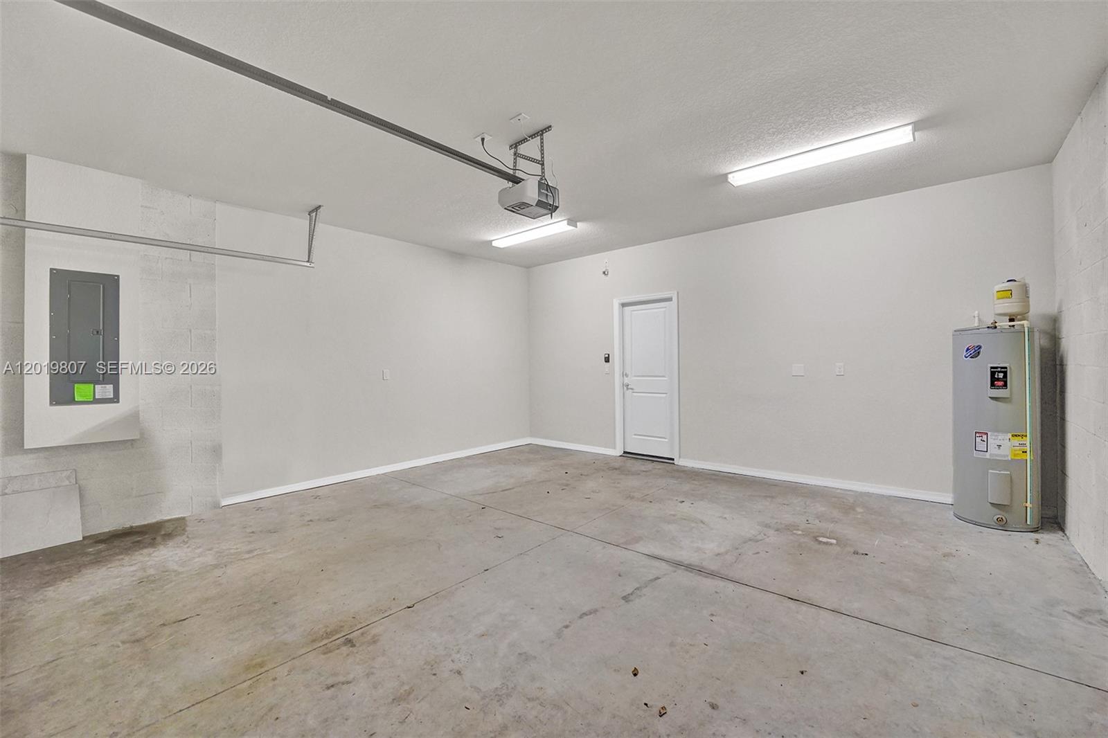 4764 3 / 3 1780 sq. ft. $ 2026-05-15 0 Photo