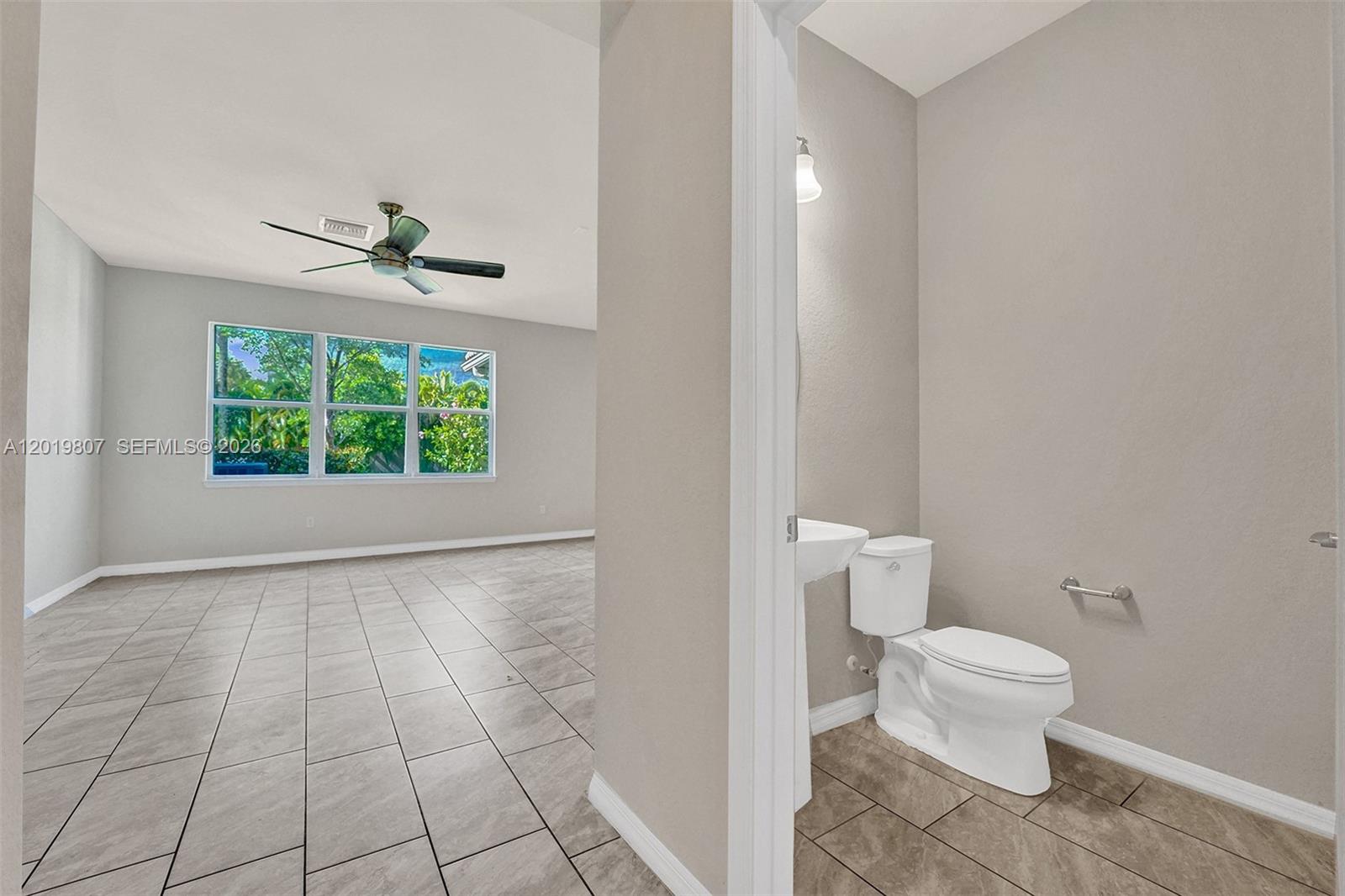 4764 3 / 3 1780 sq. ft. $ 2026-05-15 0 Photo