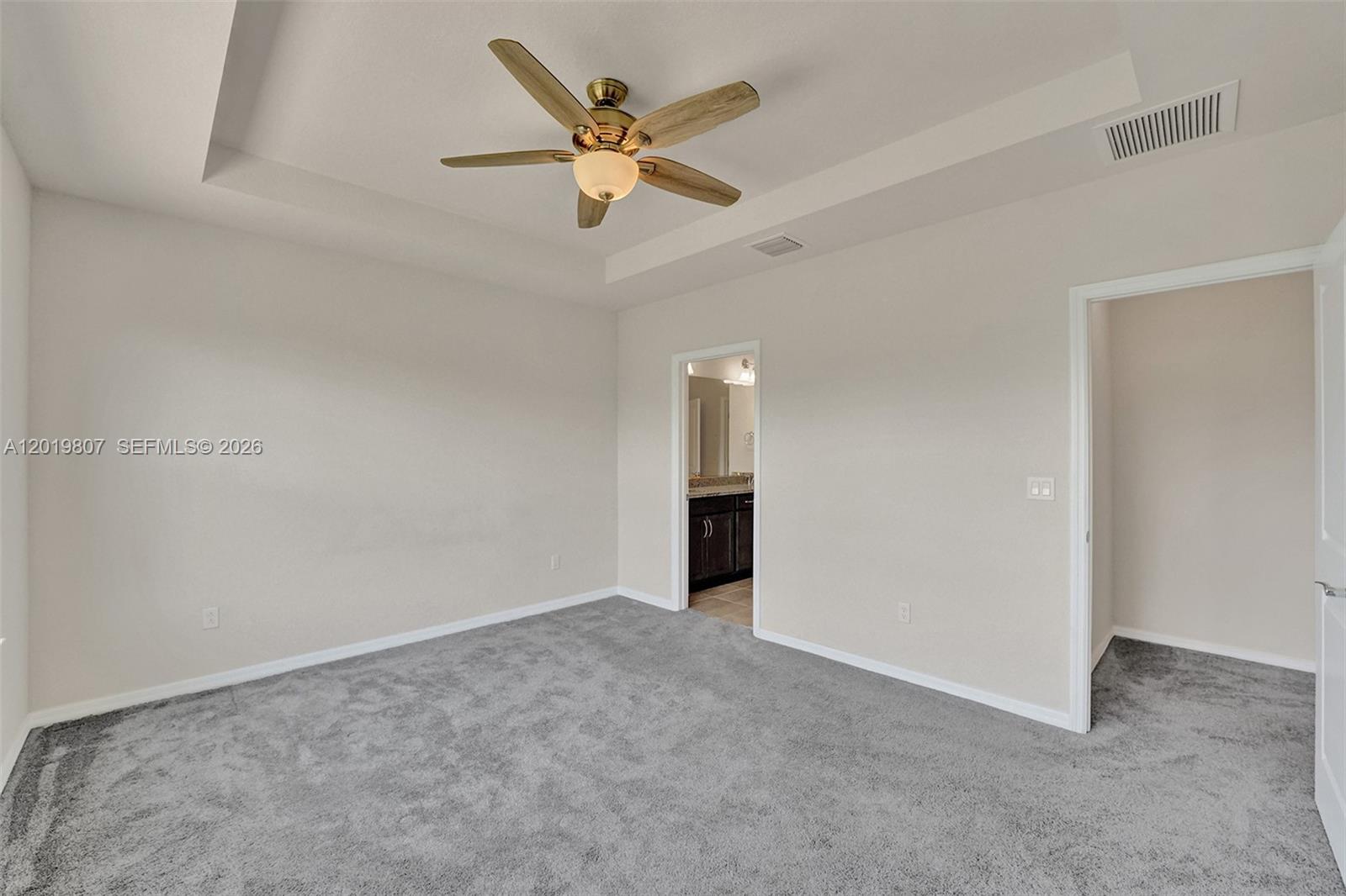 4764 3 / 3 1780 sq. ft. $ 2026-05-15 0 Photo