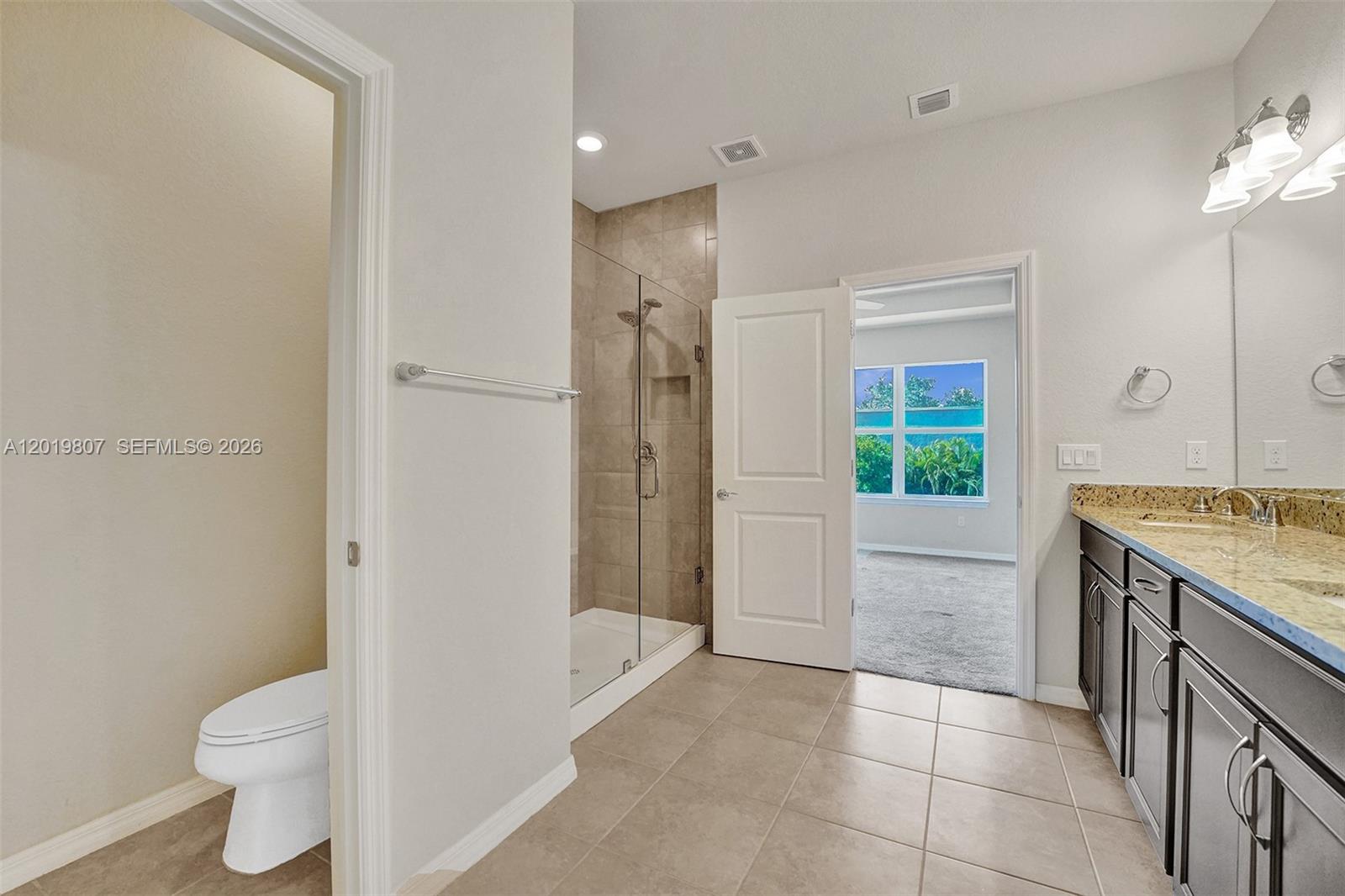 4764 3 / 3 1780 sq. ft. $ 2026-05-15 0 Photo