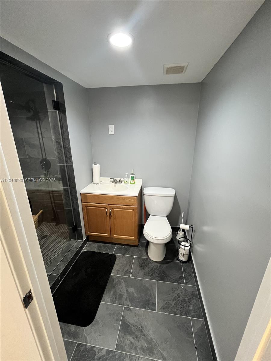 See details A13 / sq. ft. $ 2026-05-15 0 Photo