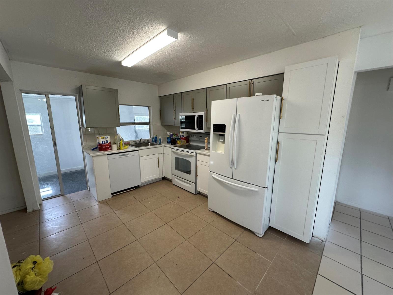 Ver detalles / 0 1788 sq. ft. $ 2026-05-19 0 foto