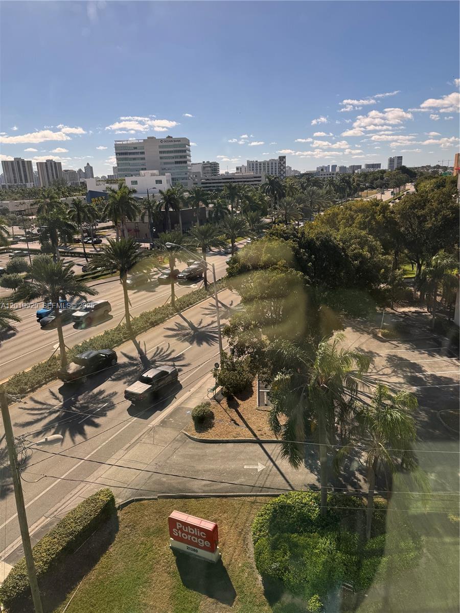 408  /   sq. ft. $ 2026-05-15 0 foto