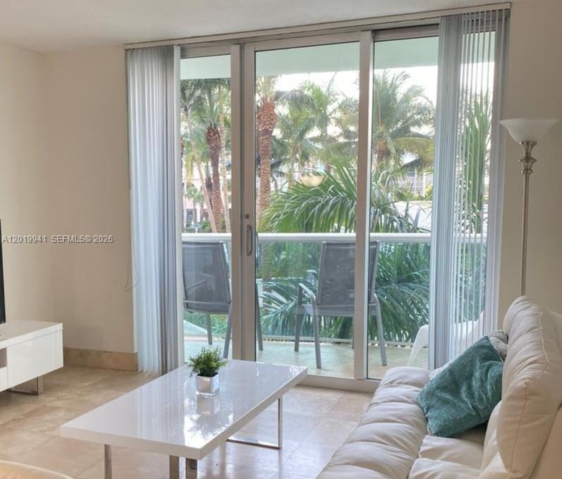 Photo of 3801 Ocean Dr #2Q, Hollywood, Florida, 33019 -