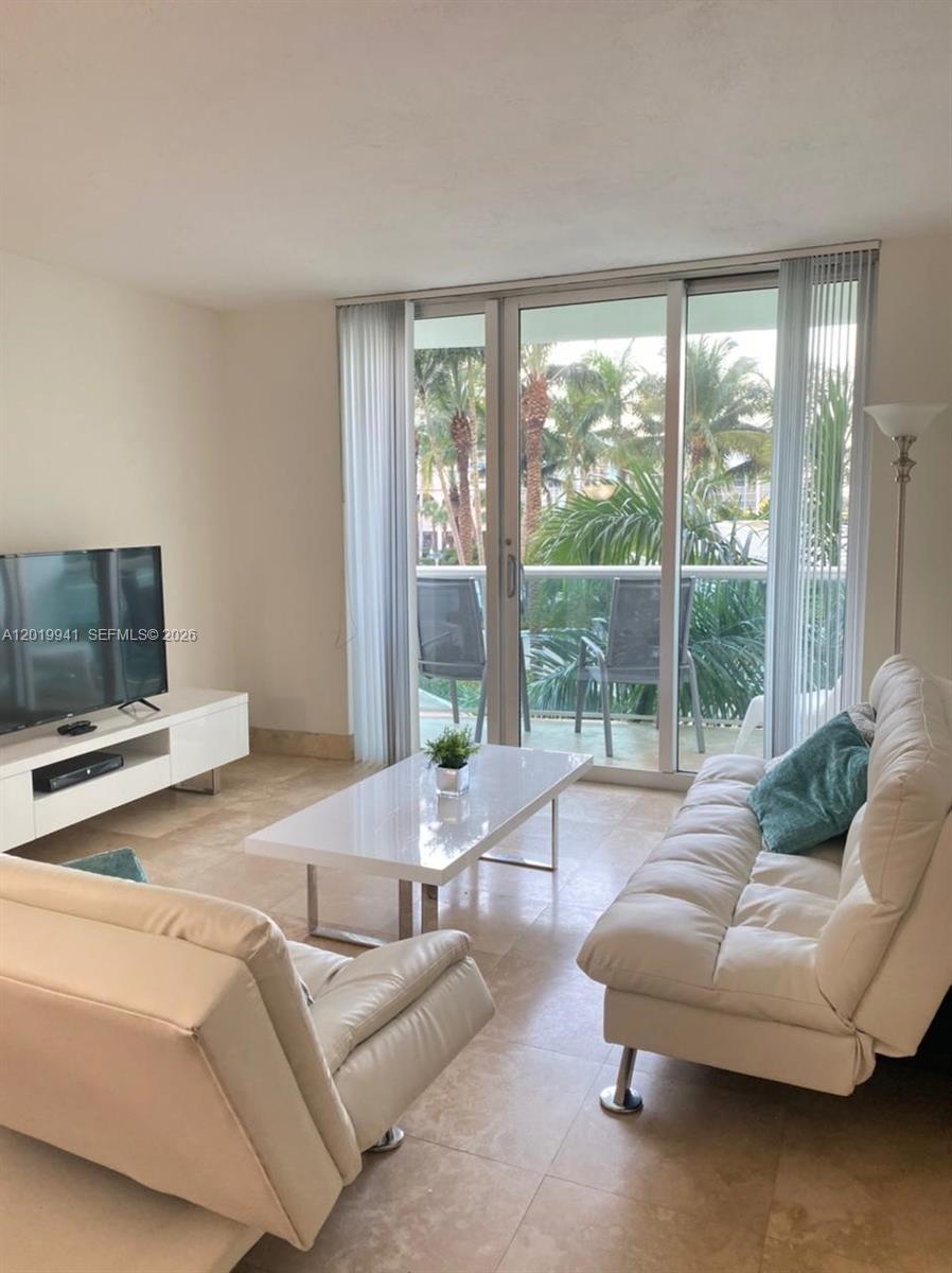 Photo of 3801 Ocean Dr #2Q, Hollywood, Florida, 33019 -