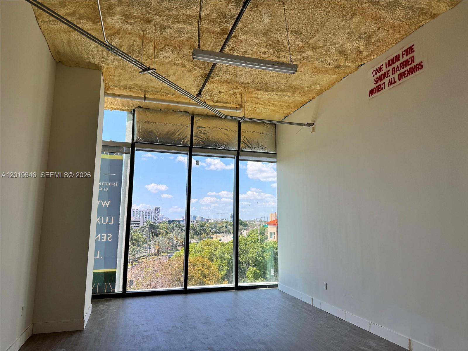405  /   sq. ft. $ 2026-05-15 0 foto