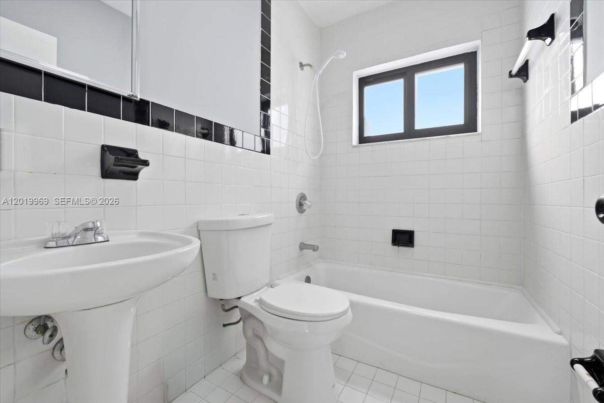   /  2343 sq. ft. $ 2026-05-15 0 Photo