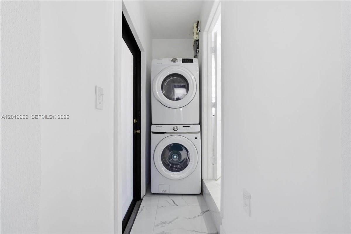   /  2343 sq. ft. $ 2026-05-15 0 Photo