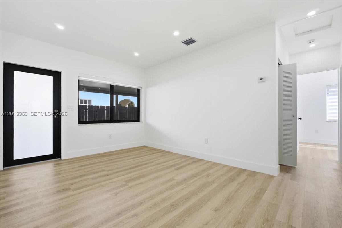   /  2343 sq. ft. $ 2026-05-15 0 Photo