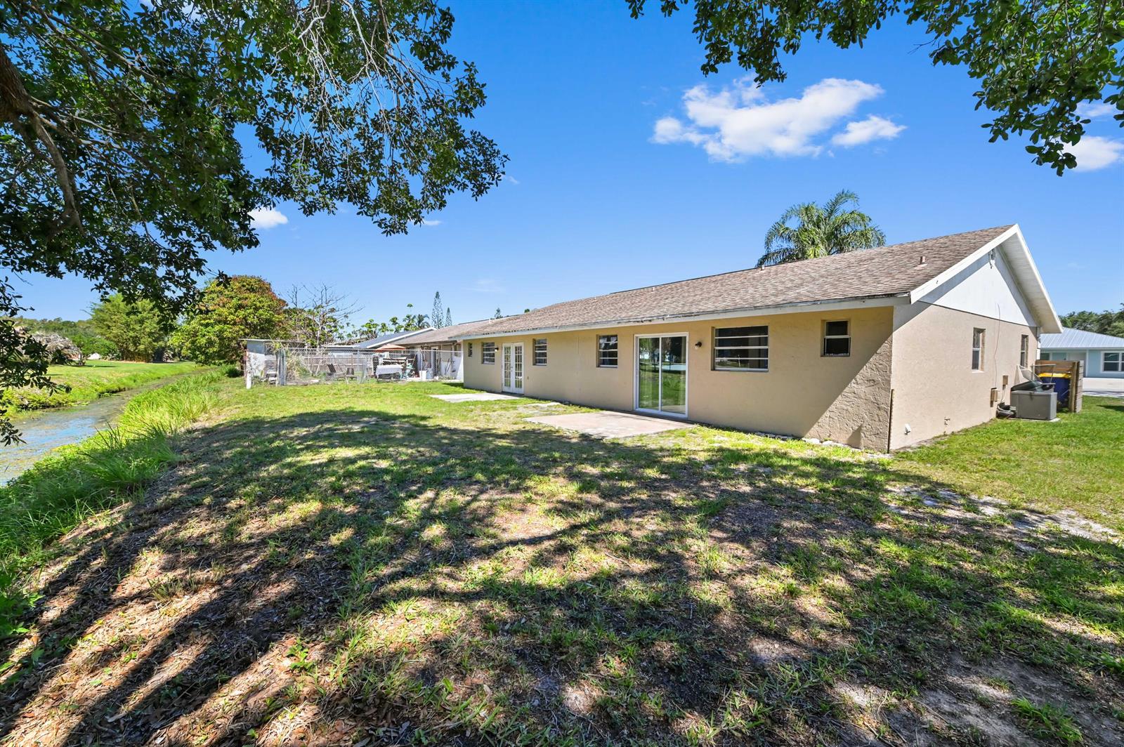 Ver detalles / 0 2146 sq. ft. $ 2026-06-22 0 foto