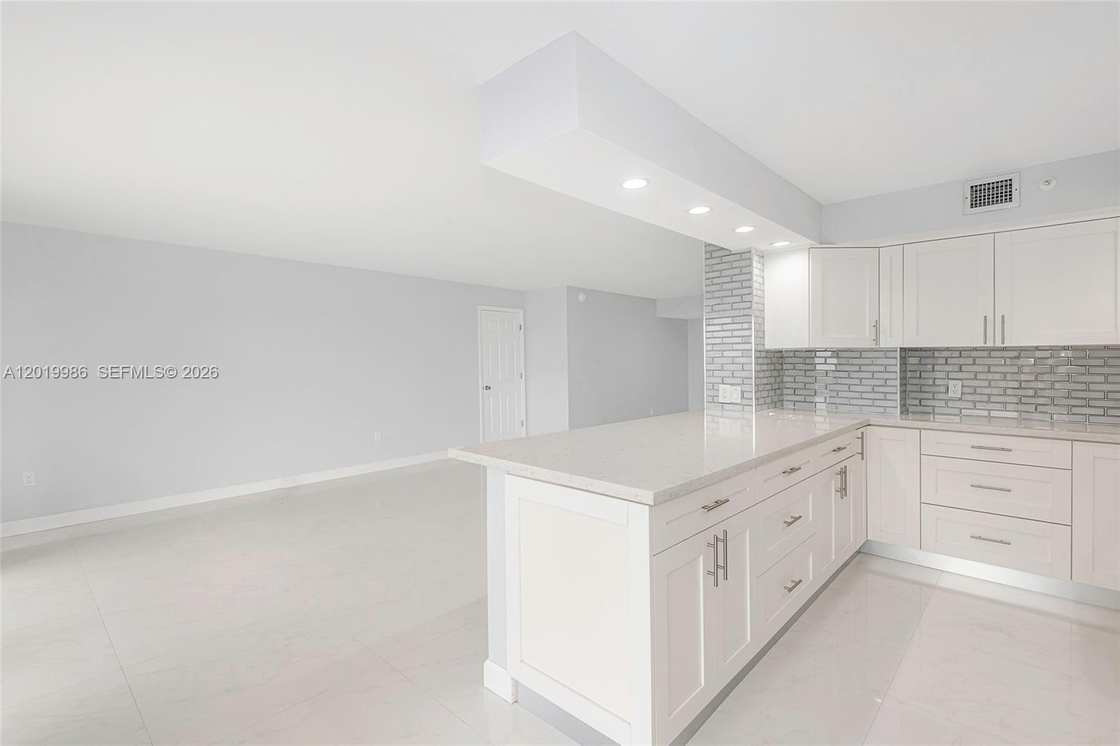 Photo of 1201 Ocean Dr  #610N, Hollywood, Florida, 33019 - 