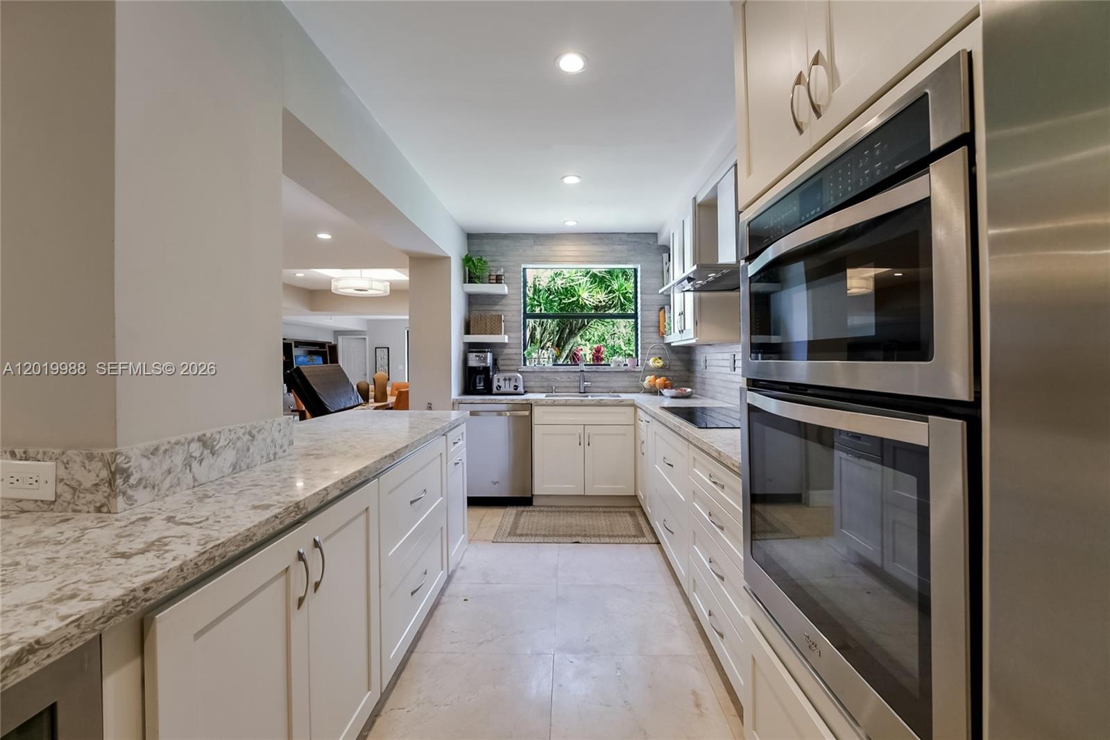 Photo of 321 Poinciana Dr (321), Sunny Isles Beach, Florida, 33160 -