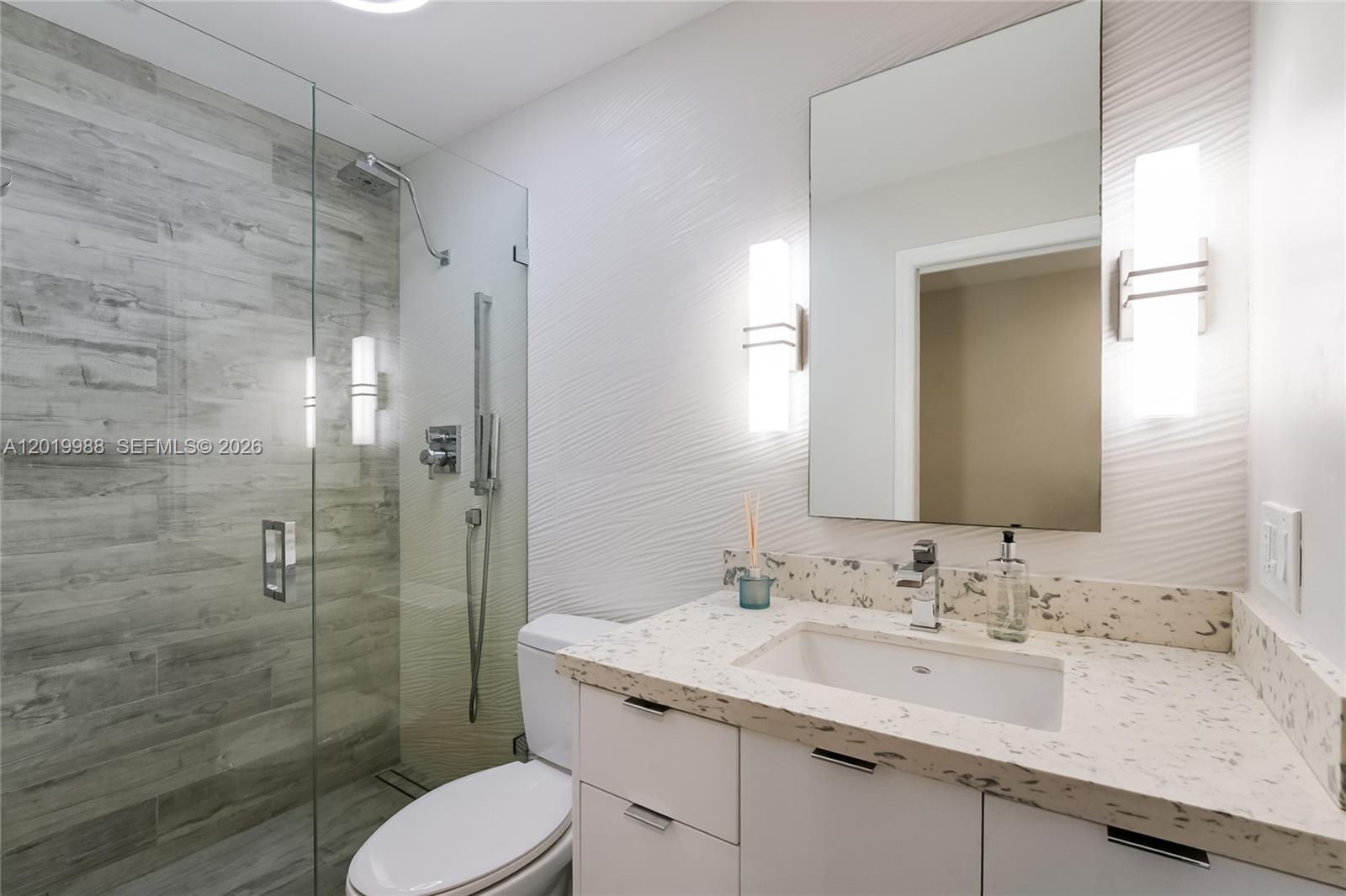 Photo of 321 Poinciana Dr (321), Sunny Isles Beach, Florida, 33160 -