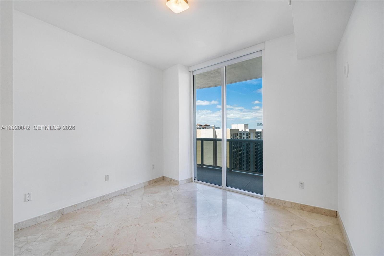 See details 1505 2 / 2 1435 sq. ft. $ 2026-05-15 0 Photo
