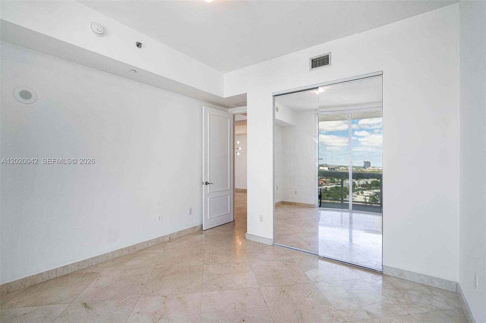 See details 1505 2 / 2 1435 sq. ft. $ 2026-05-15 0 Photo