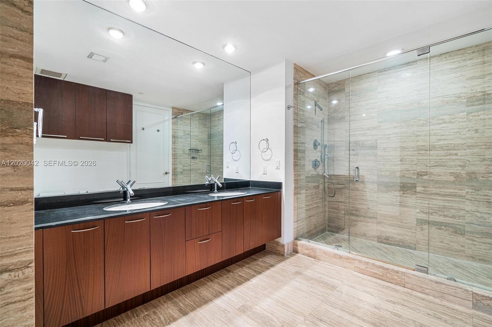 See details 1505 2 / 2 1435 sq. ft. $ 2026-05-15 0 Photo