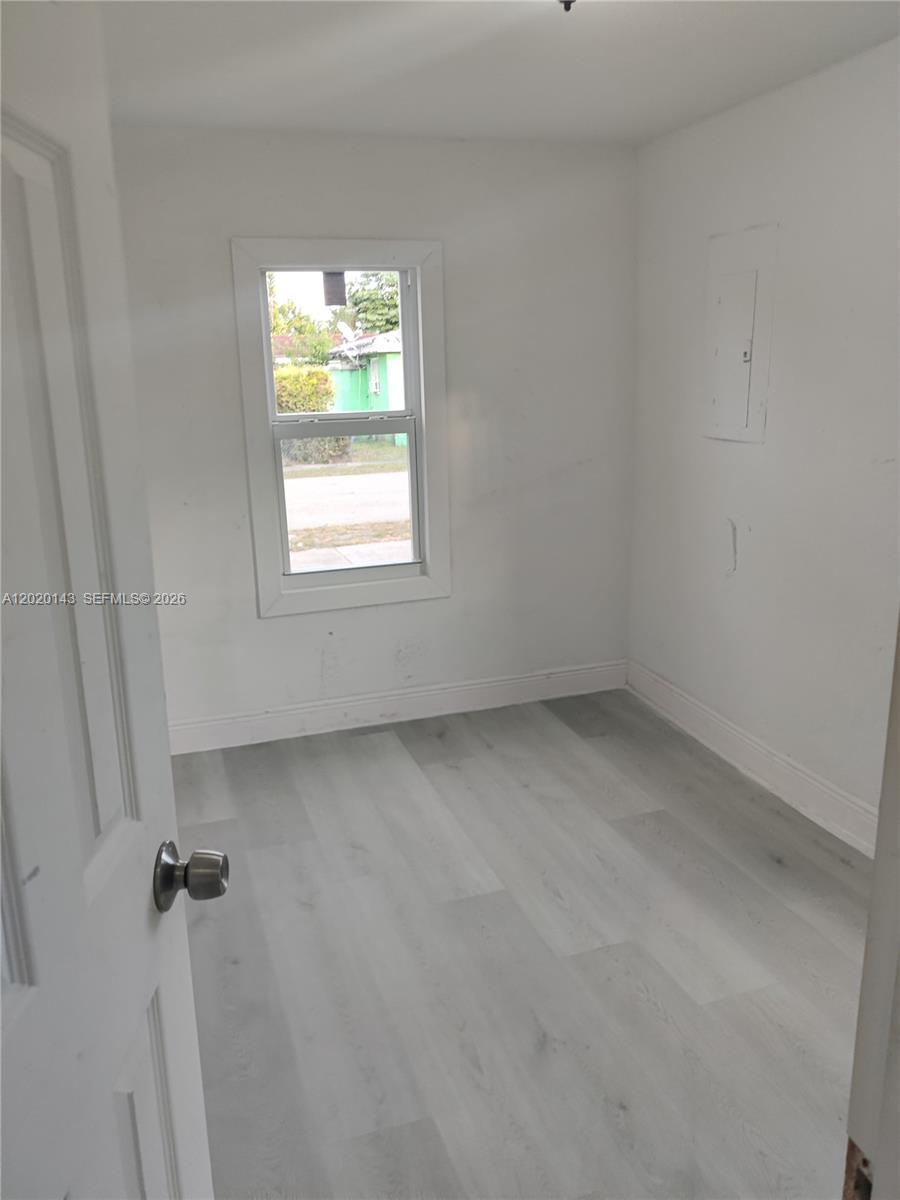 See details / 1172 sq. ft. $ 2026-05-15 0 Photo