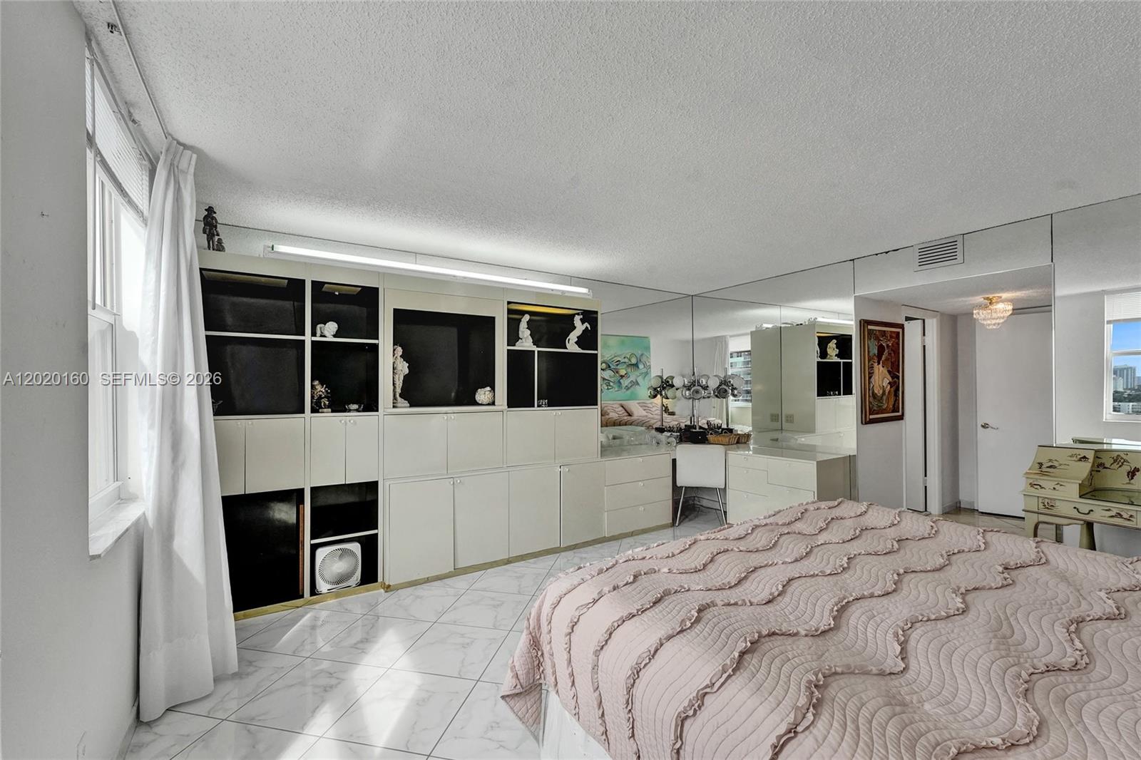Photo of 1920 Ocean Dr  #16B, Hallandale Beach, Florida, 33009 - 