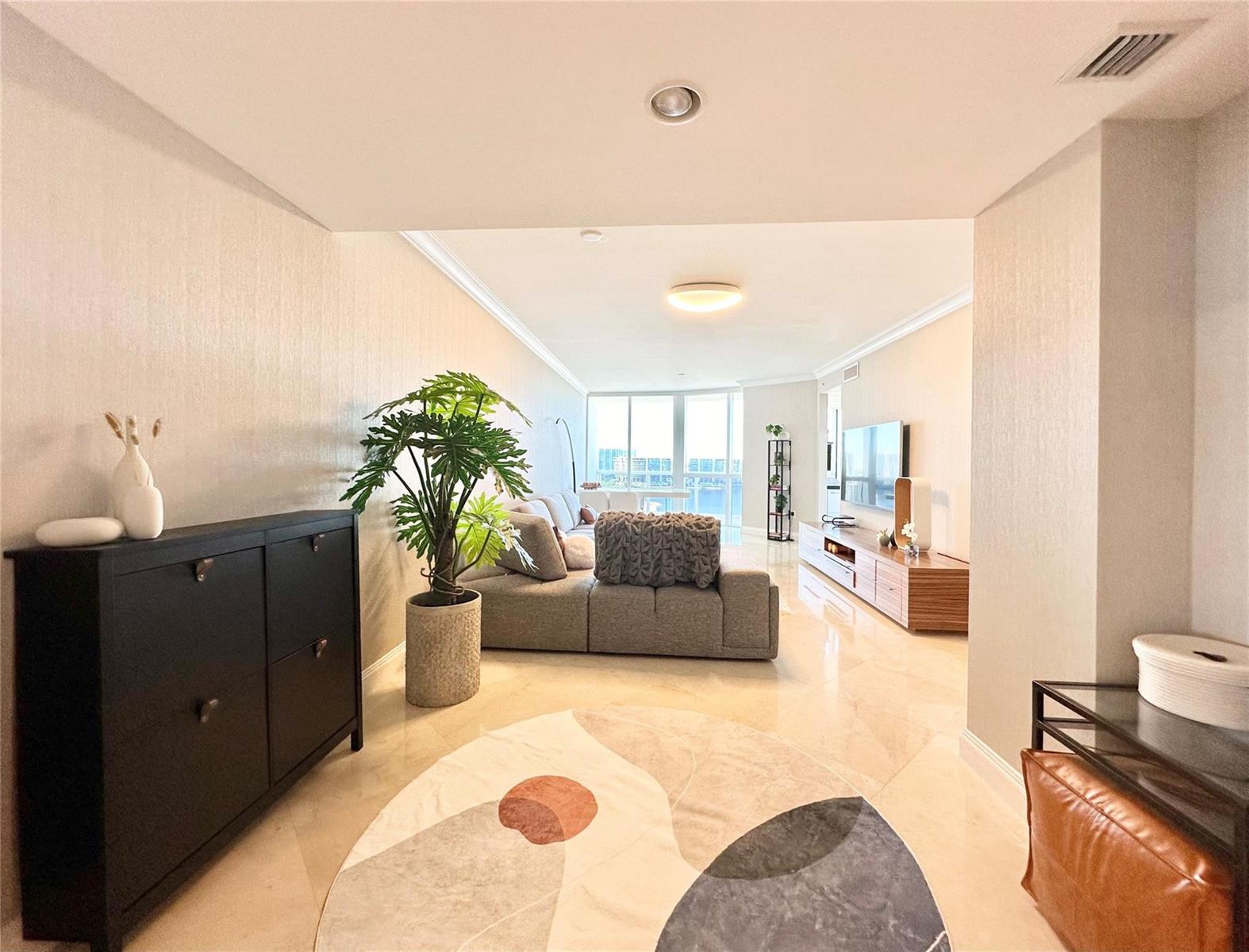See details 1901 2 / 1649 sq. ft. $ 2026-06-17 0 Photo