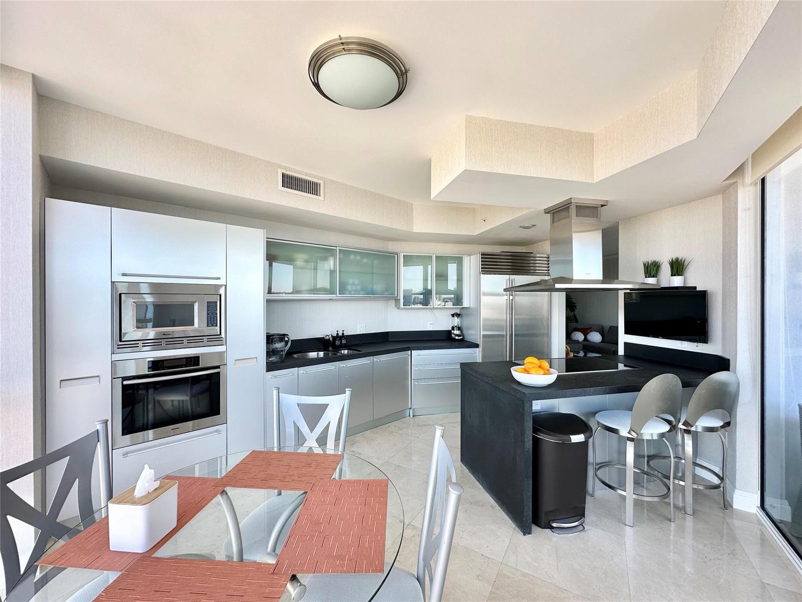 See details 1901 2 / 1649 sq. ft. $ 2026-06-17 0 Photo