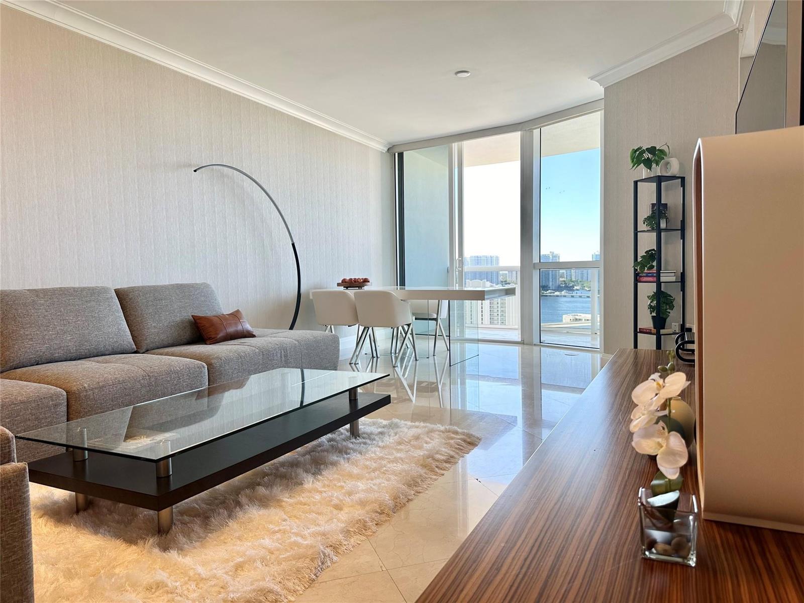 See details 1901 2 / 1649 sq. ft. $ 2026-06-17 0 Photo