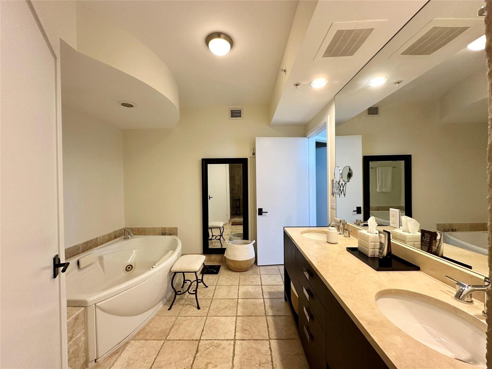 See details 1901 2 / 1649 sq. ft. $ 2026-06-17 0 Photo