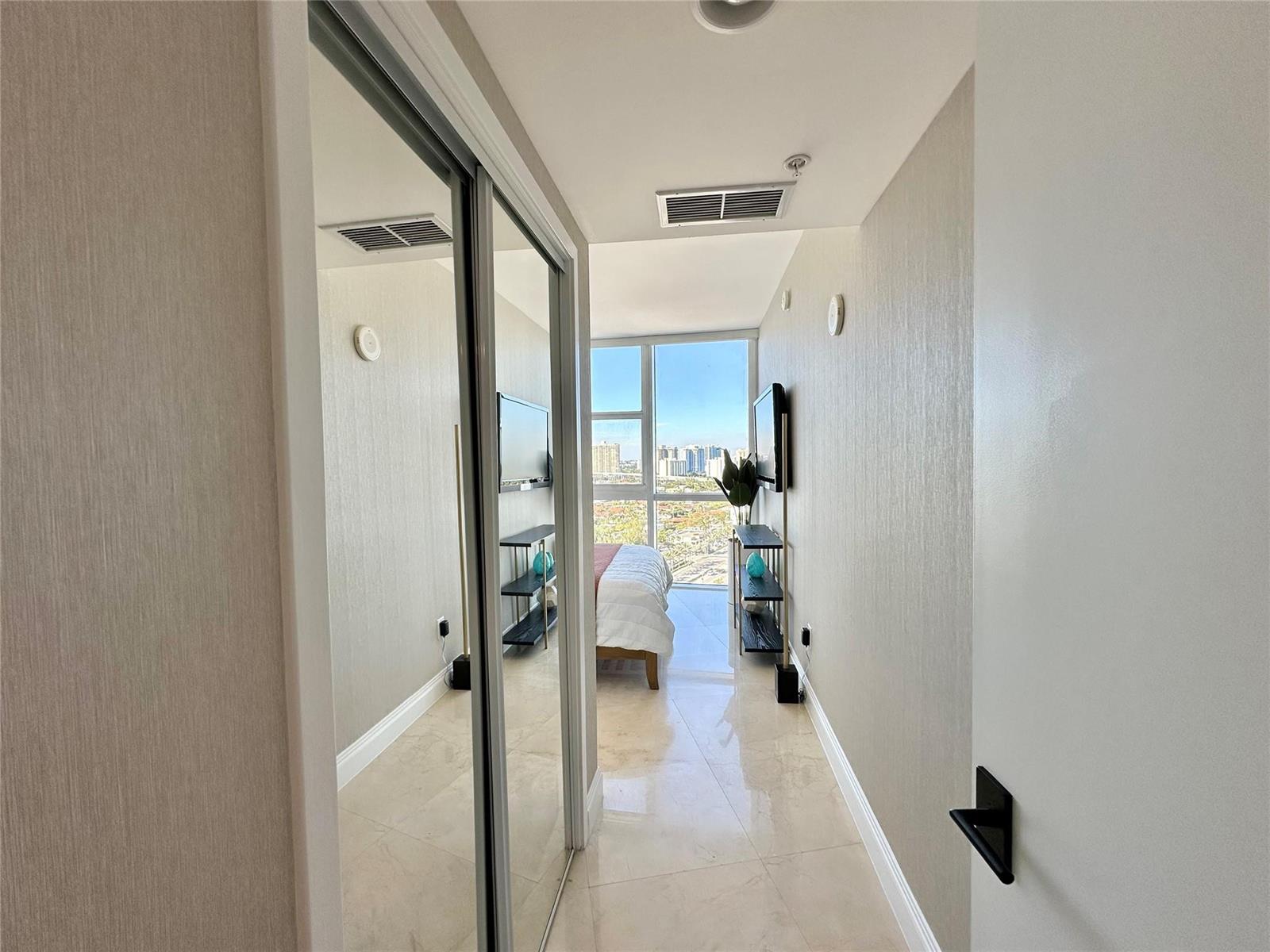 See details 1901 2 / 1649 sq. ft. $ 2026-06-17 0 Photo