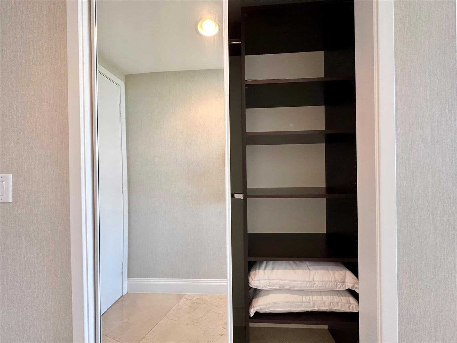 See details 1901 2 / 1649 sq. ft. $ 2026-06-17 0 Photo