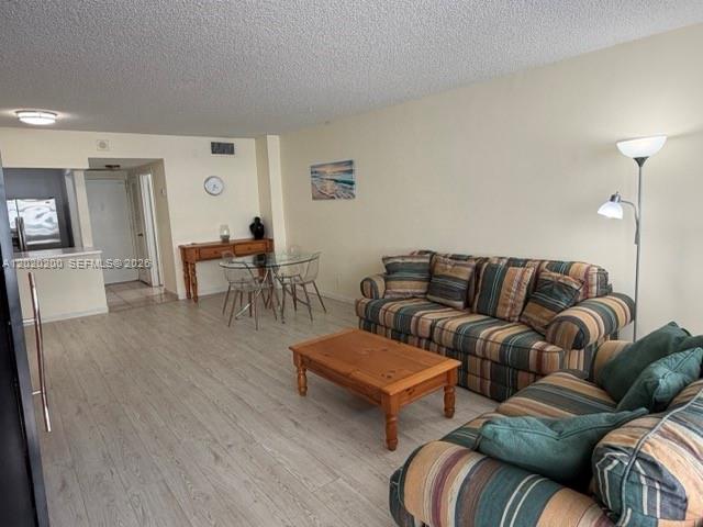 Photo of 3725 Ocean Dr  #615, Hollywood, Florida, 33019 - 